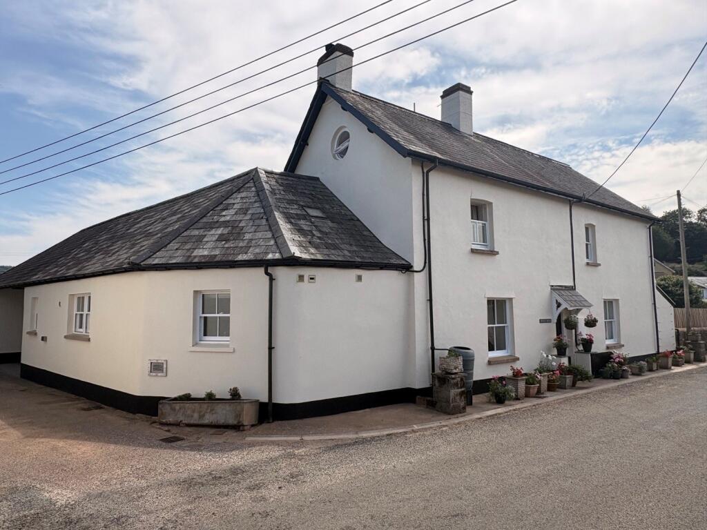 House in Mid Devon, Pirzwell, Kentisbeare