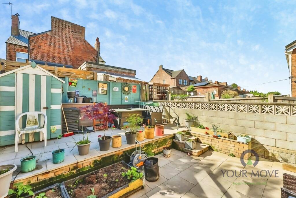 House in Broxtowe, Awsworth - More