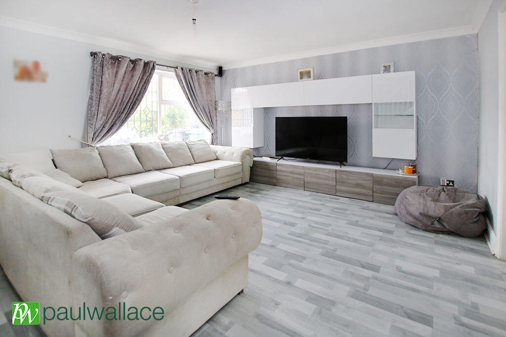 Smarts Green, West Cheshunt photo 3