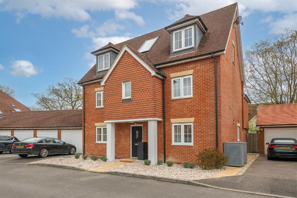Main image of property: Field Close, Horley, Surrey, RH6