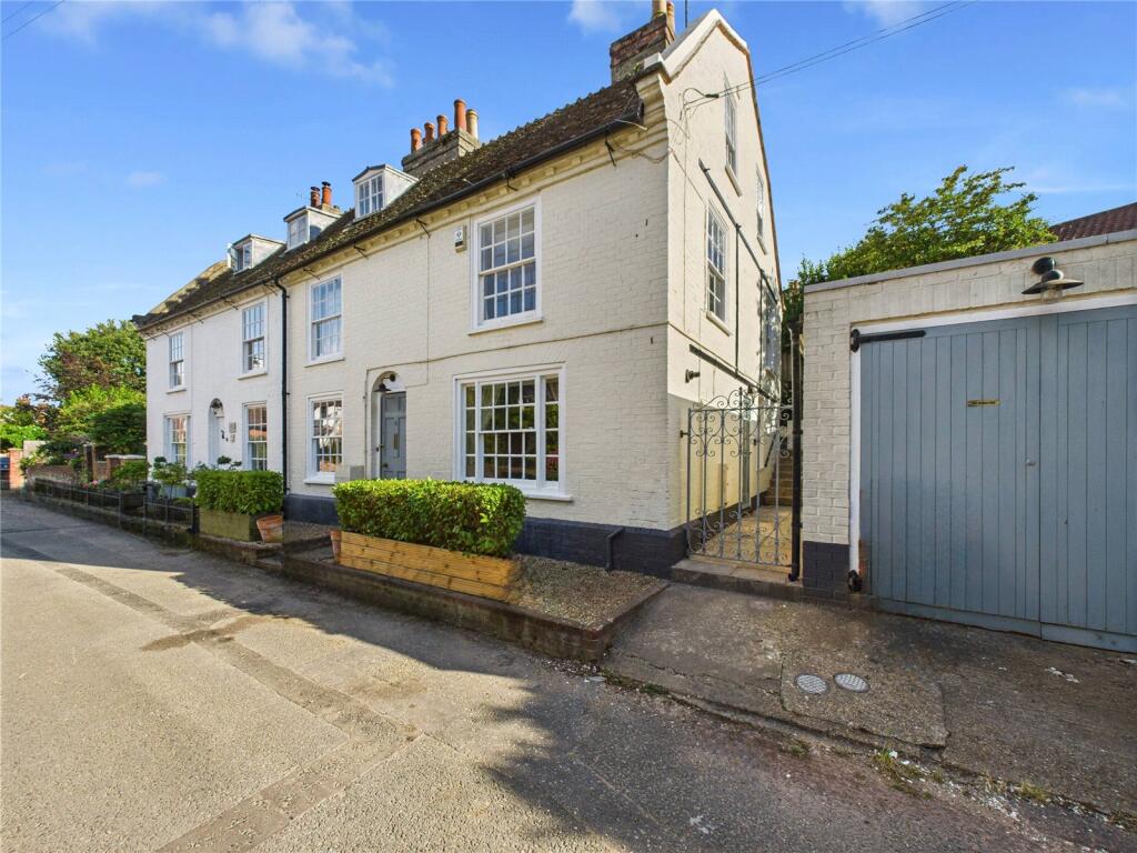 Main image of property: Chapel Street, Woodbridge, Suffolk, IP12