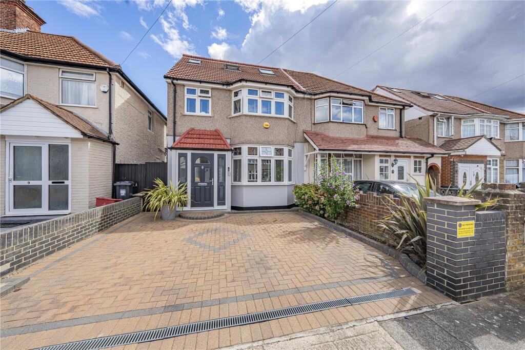 Main image of property: Berkeley Waye, Heston