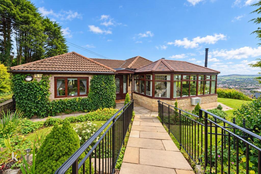 Kings Causeway, Brierfield