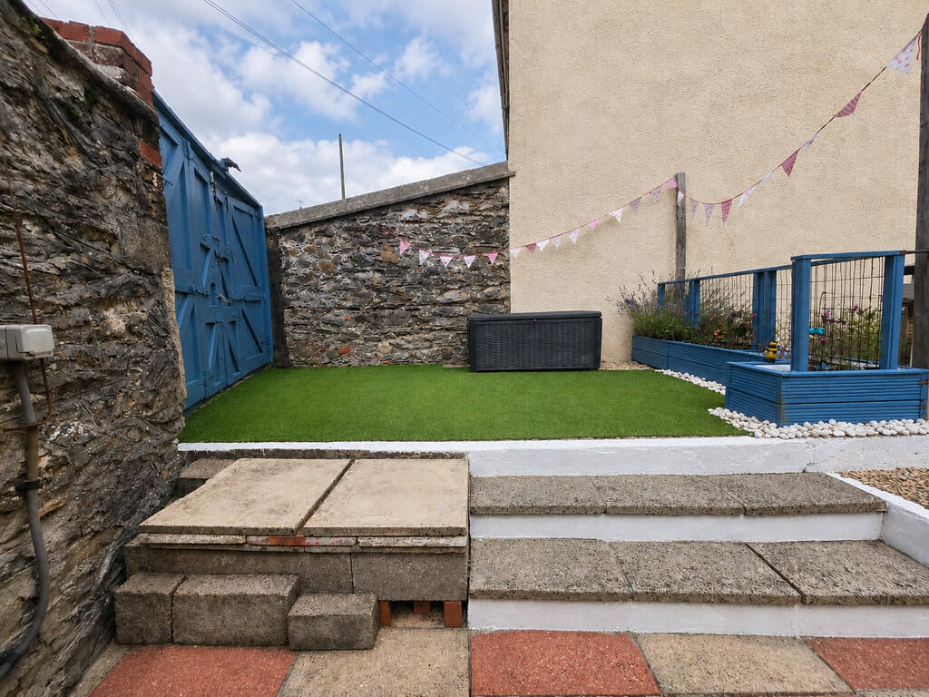 Sea View Terrace, St Judes photo 2