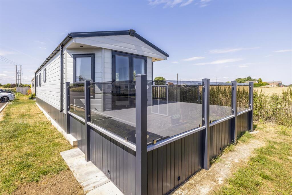 Main image of property: Oak Tree Holiday Park