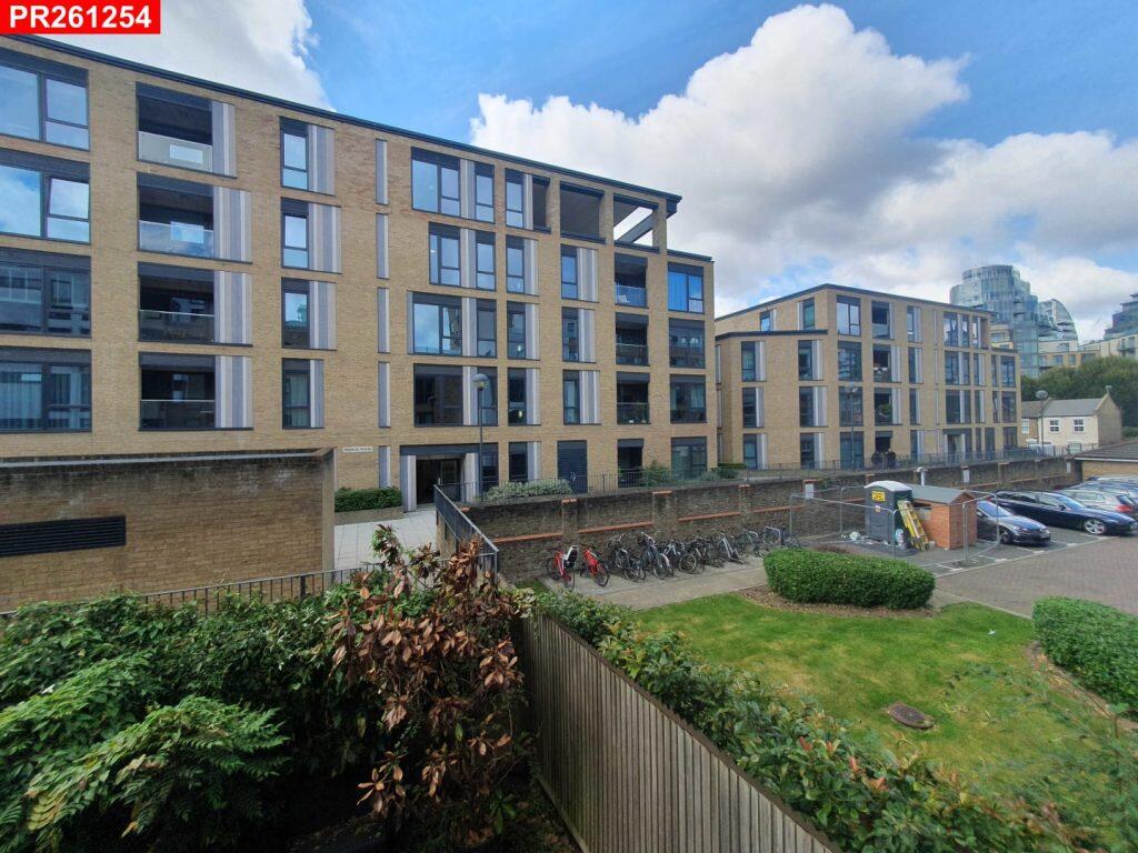 Apartment in London - View 2