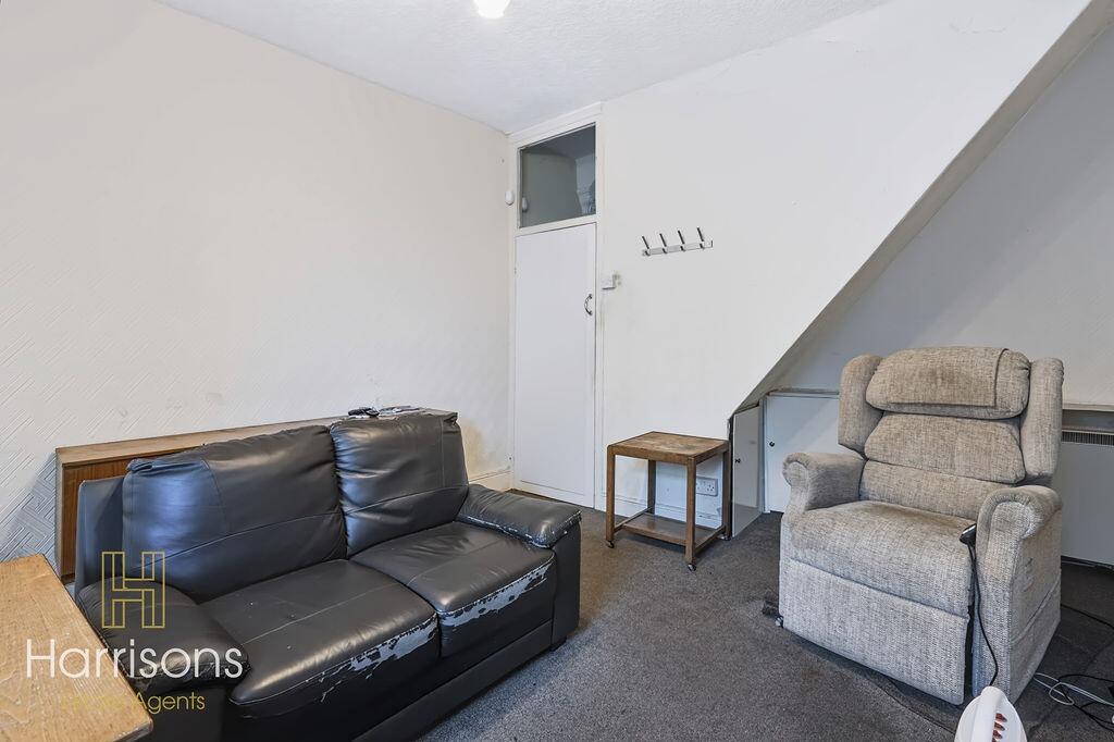 House in Bolton, Fernhill Gate - More