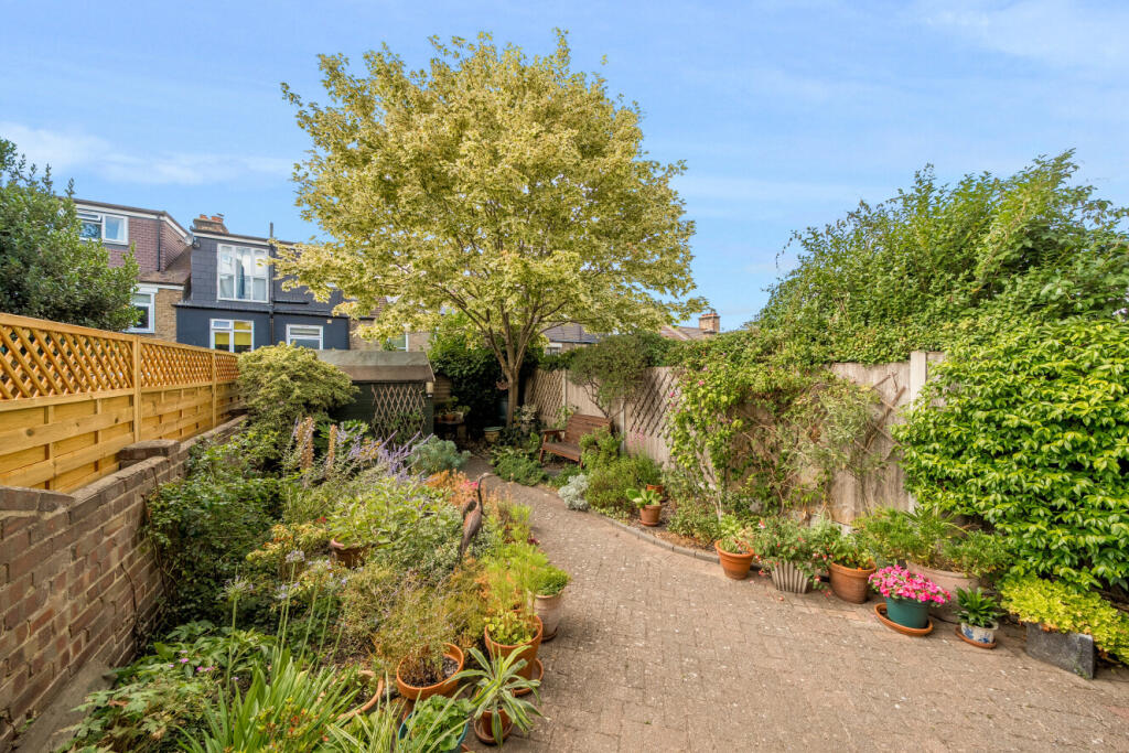 House in London, Blackheath Royal Standard, Kidbrooke - View 5