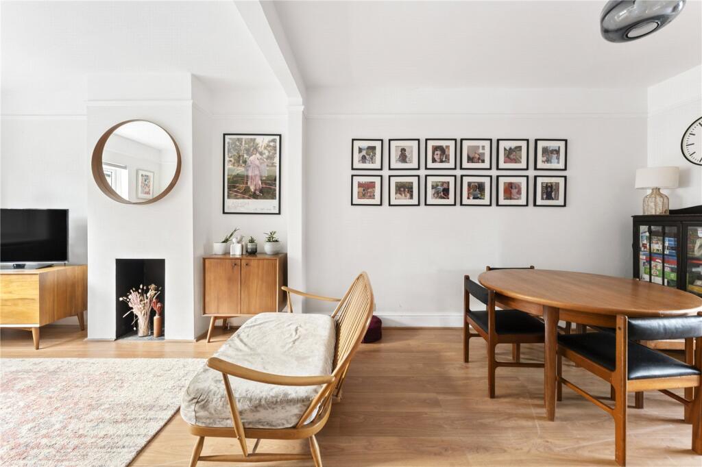 Main image of property: Penrhyn Crescent, Walthamstow, London, E17