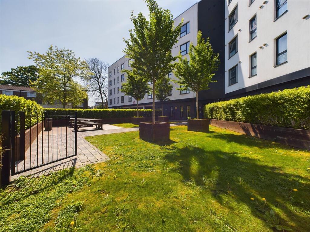Property photo 10