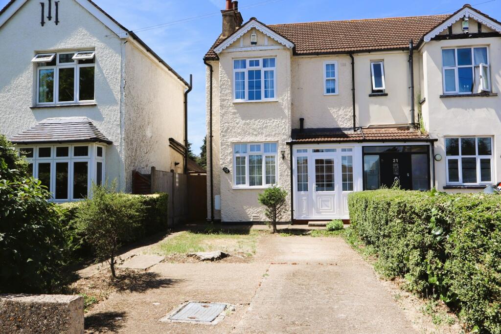 Main image of property: Windsor Avenue, Grays, Thurrock