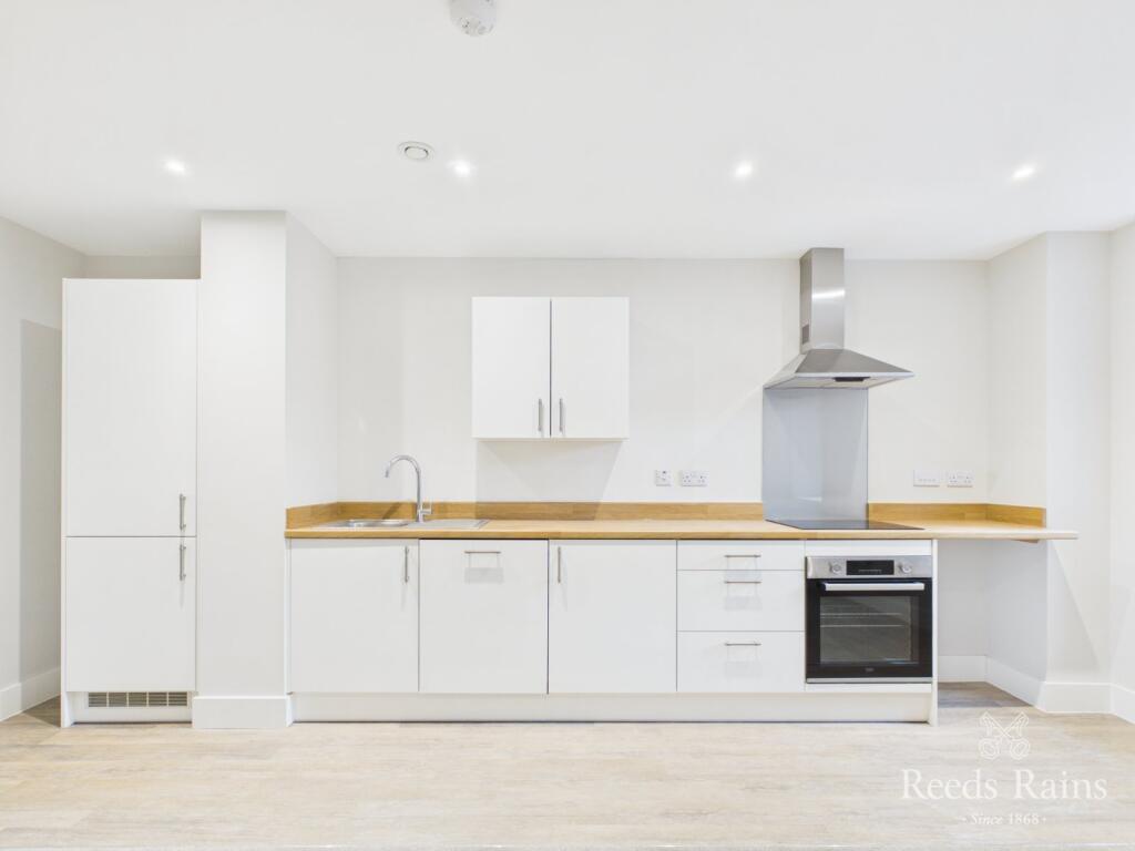 Main image of property: Apartment 1, Criterion House, 75-81 George Street, Hull, East Riding Of Yorkshi, HU1