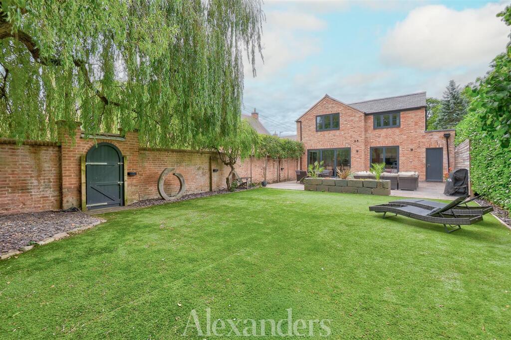 House in Hinckley and Bosworth, Cadeby - View 3