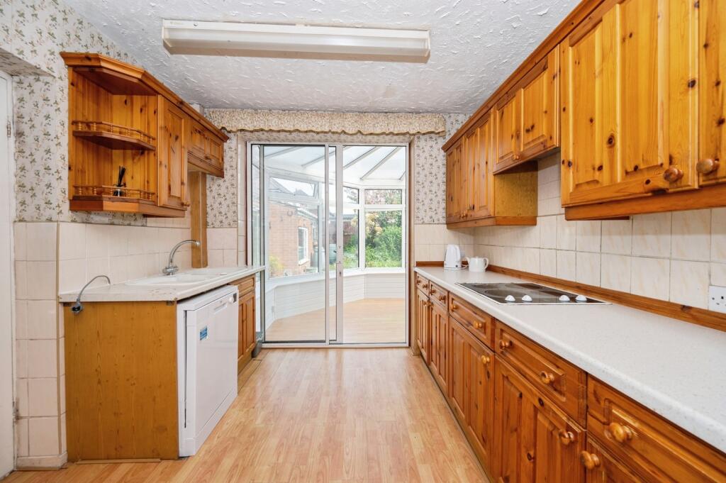 House in St Helens, Billinge Chapel End - View 2