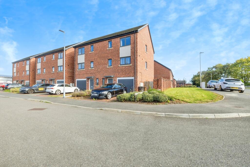 Main image of property: Ellison Place, Lincoln, LN6