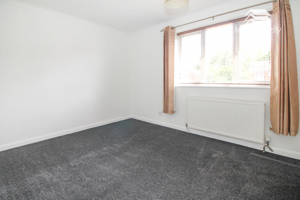 Broxbourne Close, Milton Keynes, Buckinghamshire, MK14 photo 5