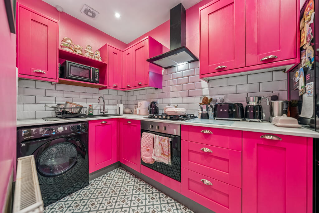 Apartment in Glasgow - More