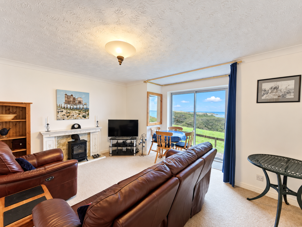 Scholes Park Road, Scarborough, North Yorkshire photo 4