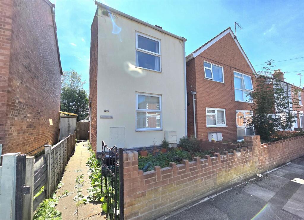 Main image of property: Melbourne Street East, Gloucester