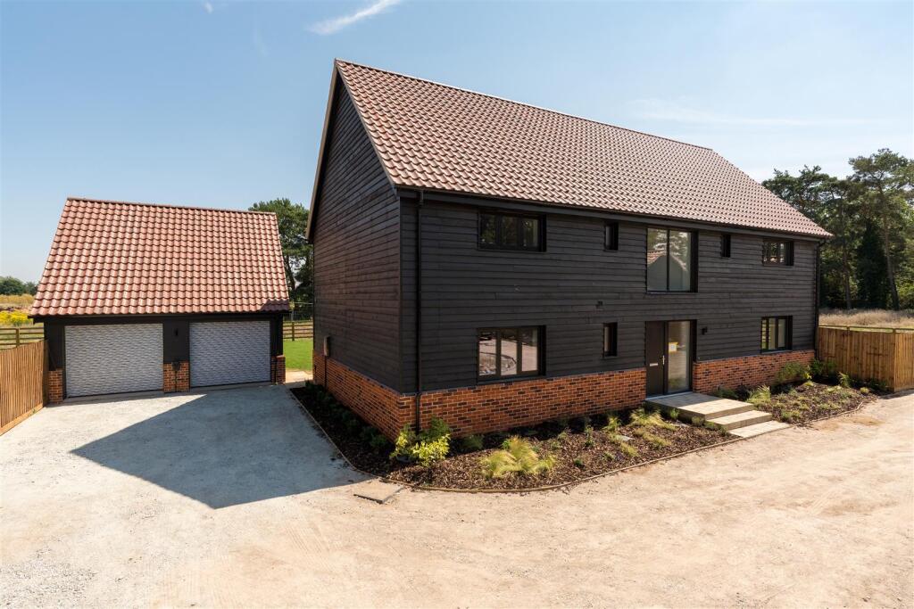 Main image of property: Redgrave, IP22