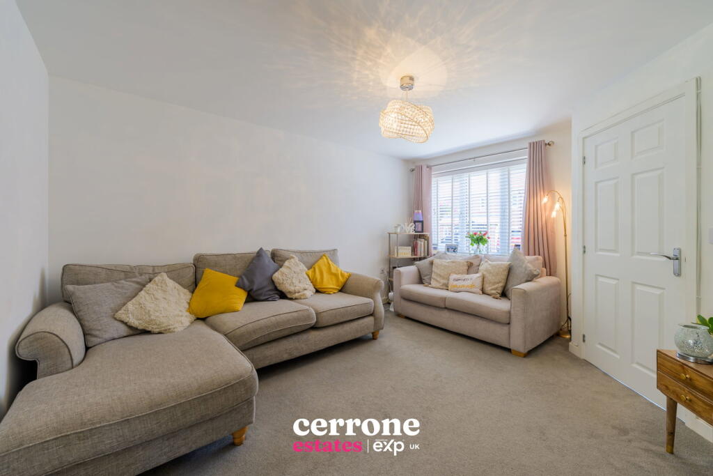 House in Redditch, Worcestershire - View 3