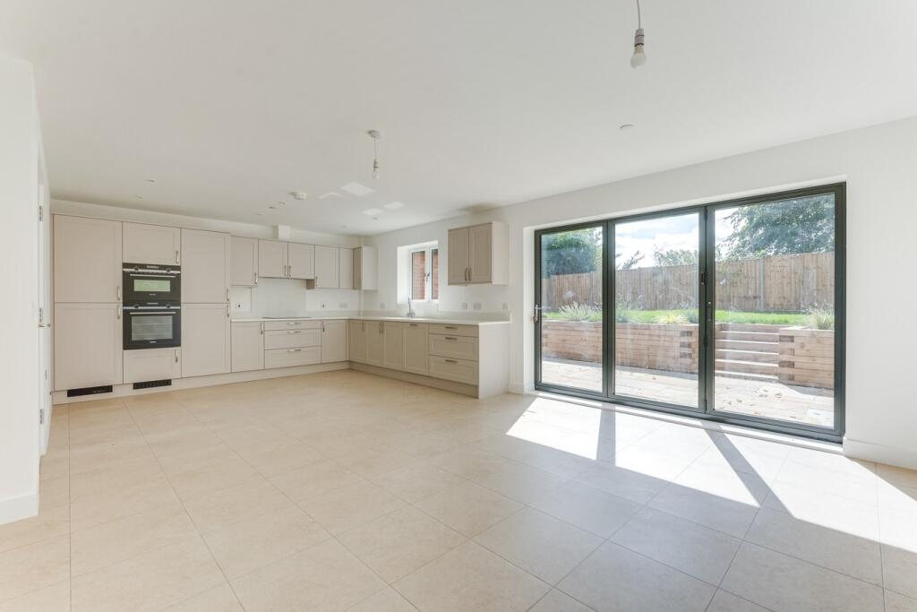 Shefford Road, Clifton, SG17 photo 3
