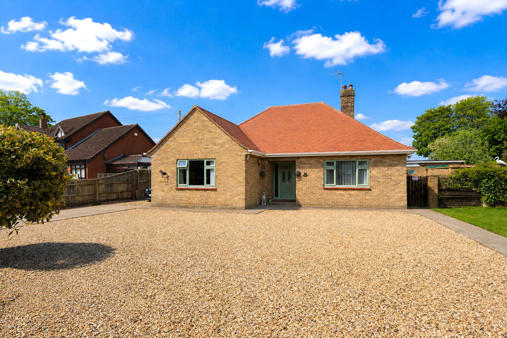 3-bed detached on Church Gate, Whaplode, £339,950