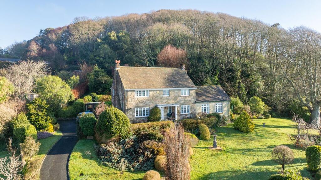 Main image of property: Undercliff Drive, Niton