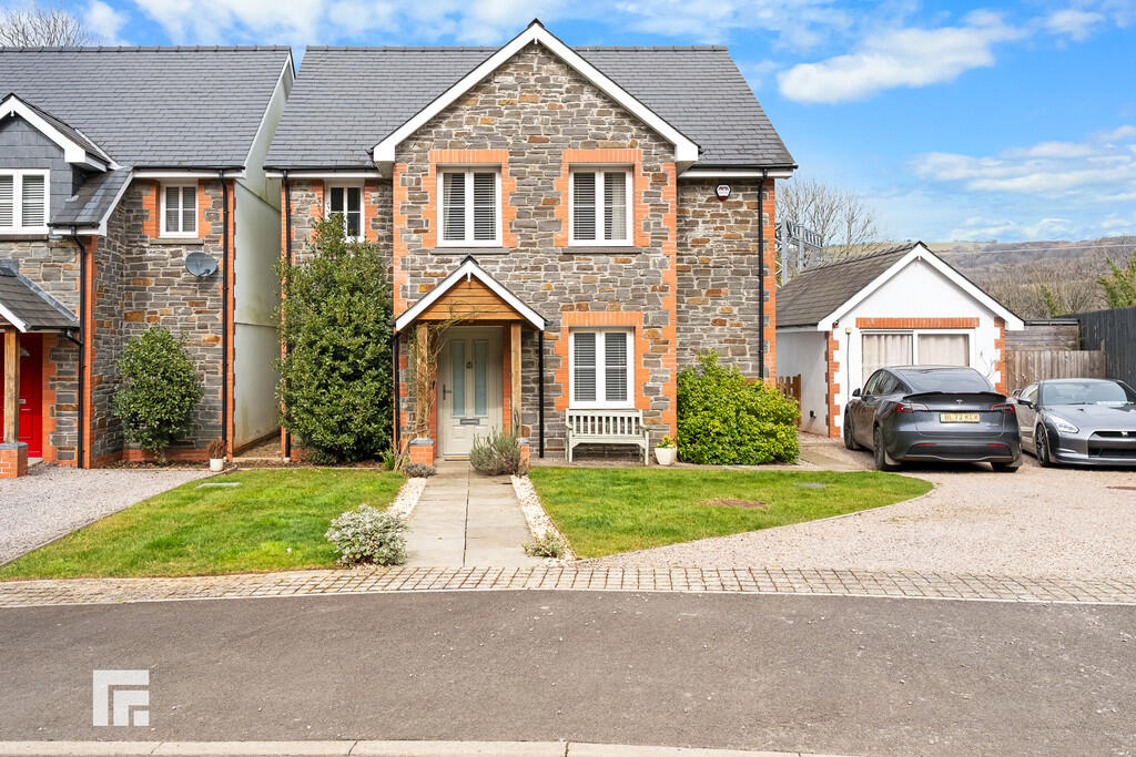 Main image of property: Crib Y Lan, Gwaelod-y-garth, Cardiff