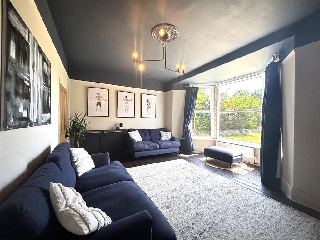 House in Helston, Cornwall - View 2