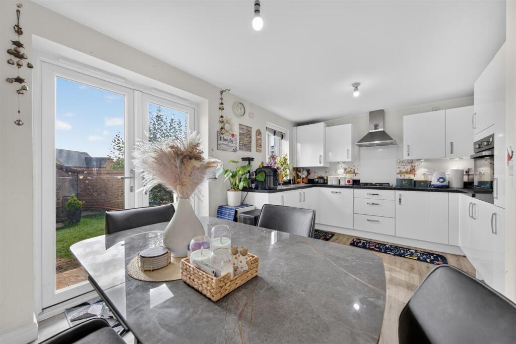 House in Wixams, Bedford - View 3