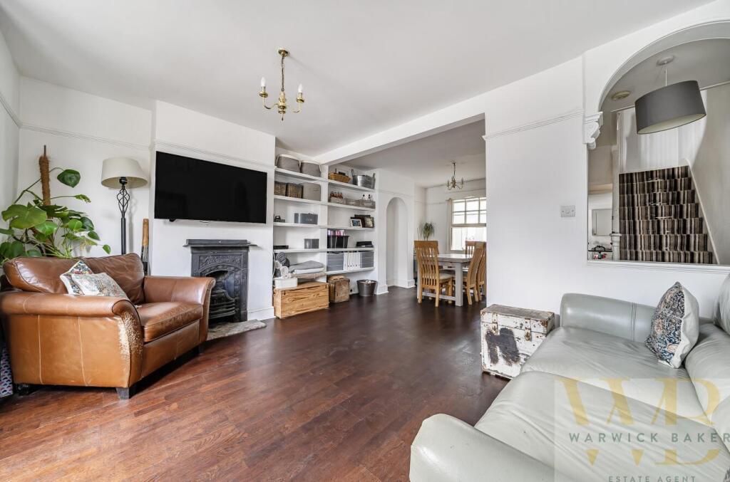 House in Adur, West Sussex - View 2