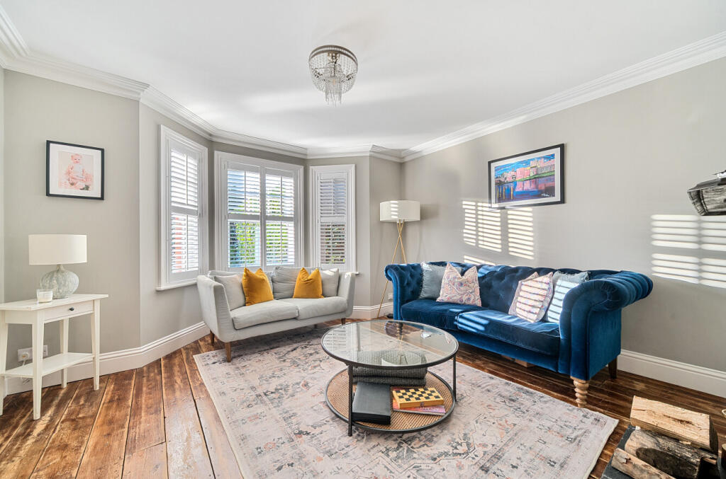 Tuesley Lane, Busbridge, Godalming, Surrey, GU7 photo 2