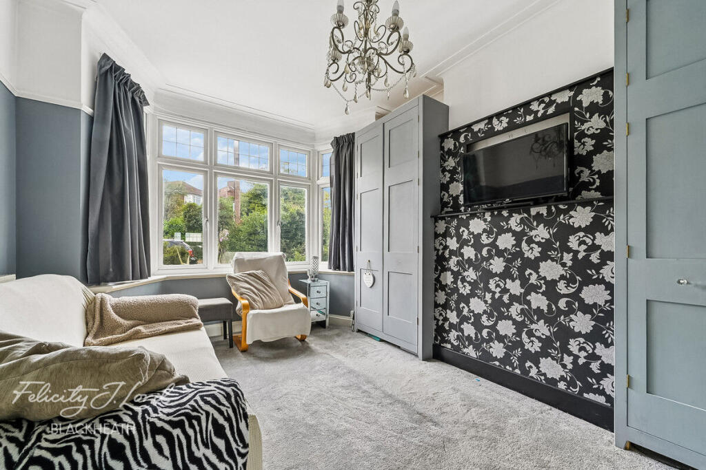 House in London - View 5