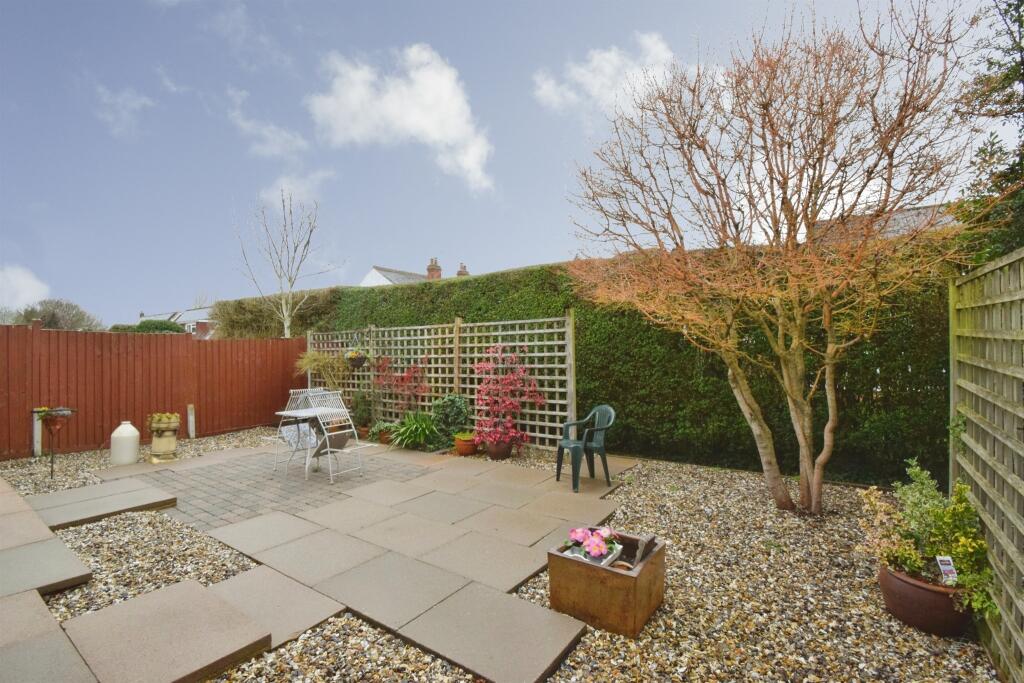 House in Oadby and Wigston, South Wigston - More