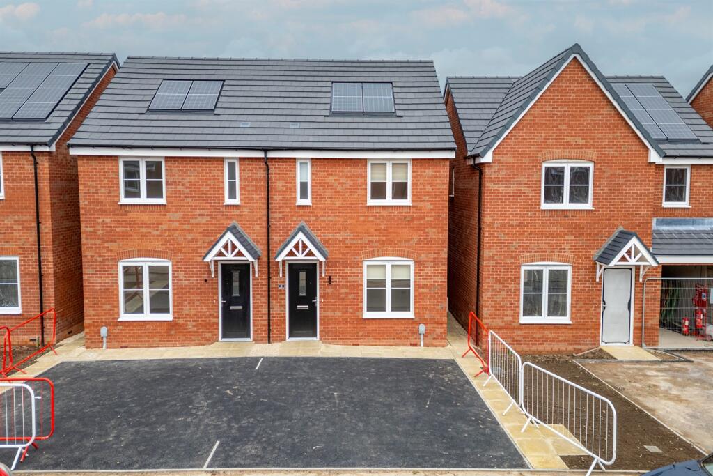 Main image of property: Jackdaw Lane, Netherfield, NG14