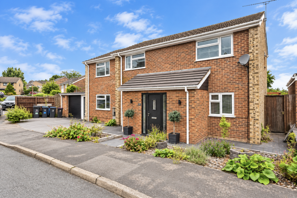 Main image of property: Lea Close, Bishops Stortford, Hertfordshire