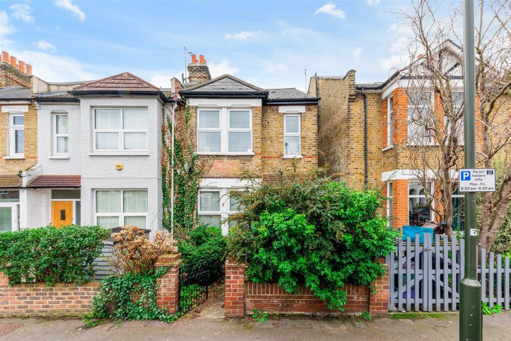 Main image of property: Chestnut Road, Raynes Park, SW20
