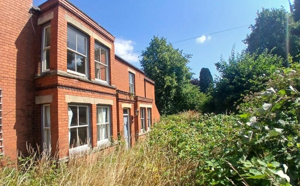 2-bed semi-detached on 99 Main Street, Asfordby, Melton Mowbray, Leicestershire, LE14 3RZ, £125,000