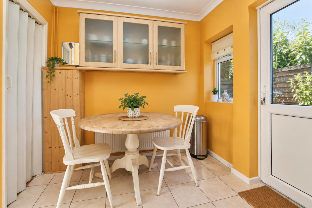 House in Watford - View 4