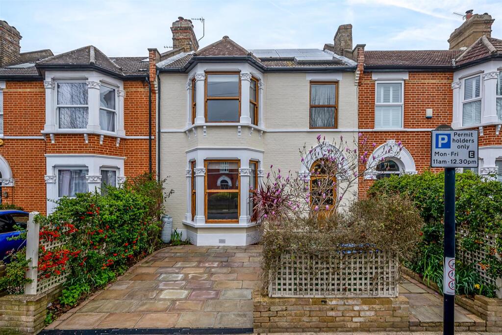 Main image of property: Greenvale Road, SE9