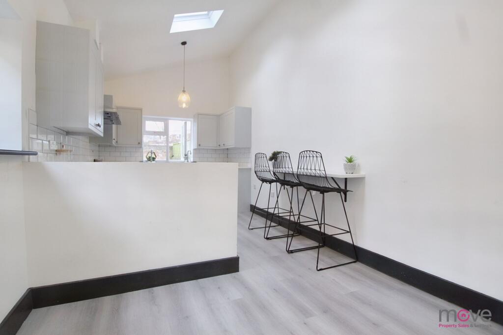 Main image of property: Oxford Street, Gloucester, GL1