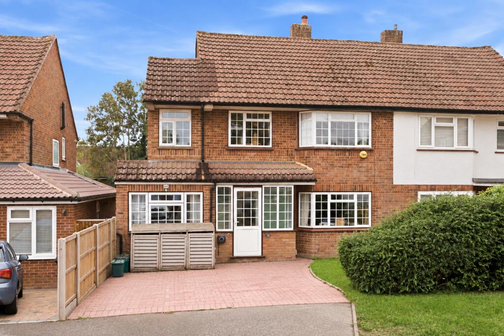 Main image of property: Hammers Gate, St. Albans, Hertfordshire, AL2