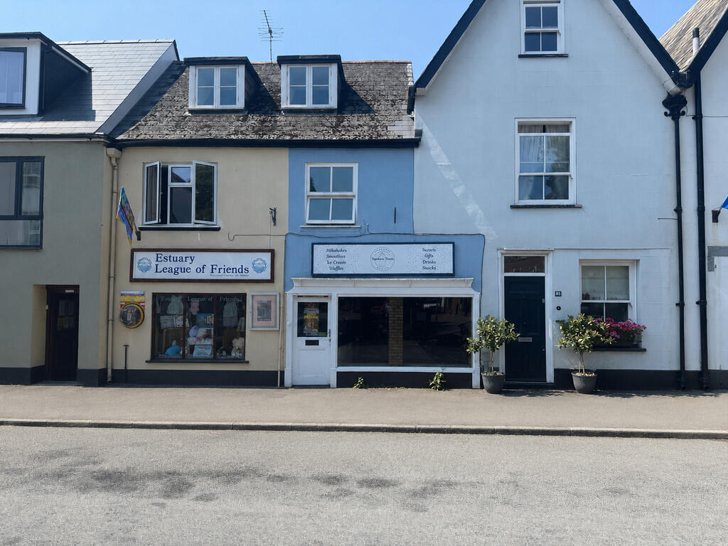 Main image of property: Fore Street, Topsham