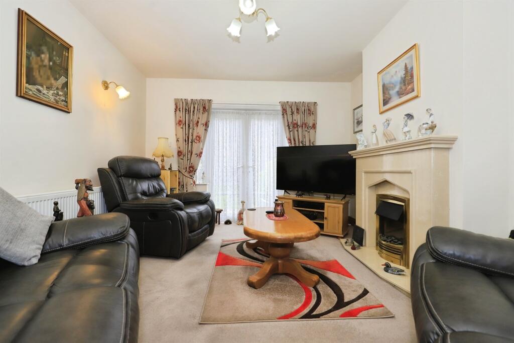 House in Wolverhampton, Compton - View 5