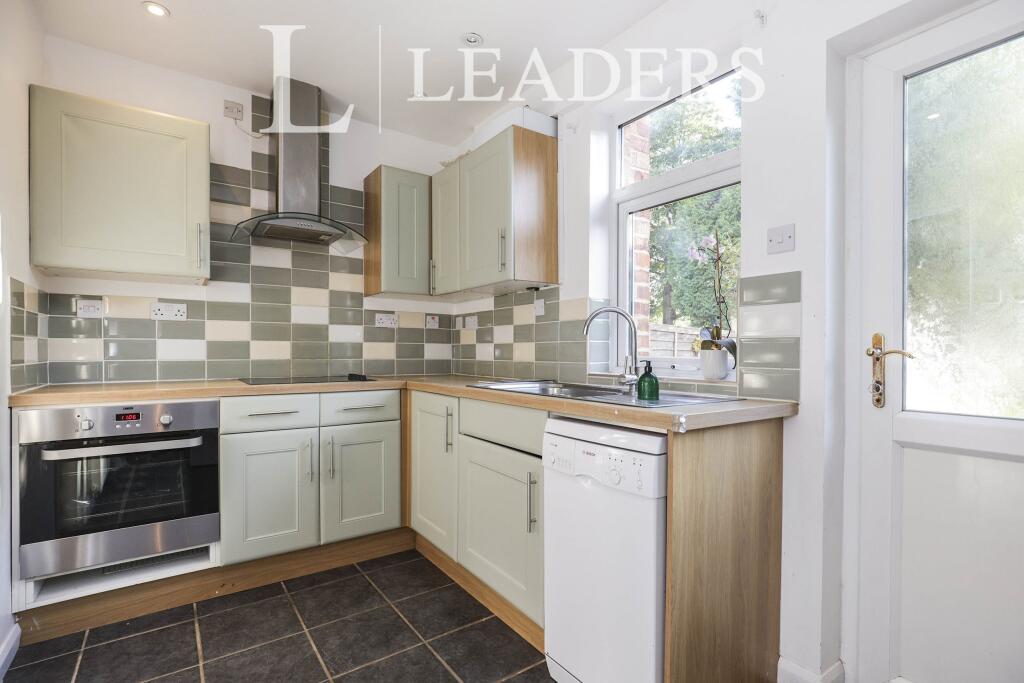House in Warwick, Woodloes Park - View 2