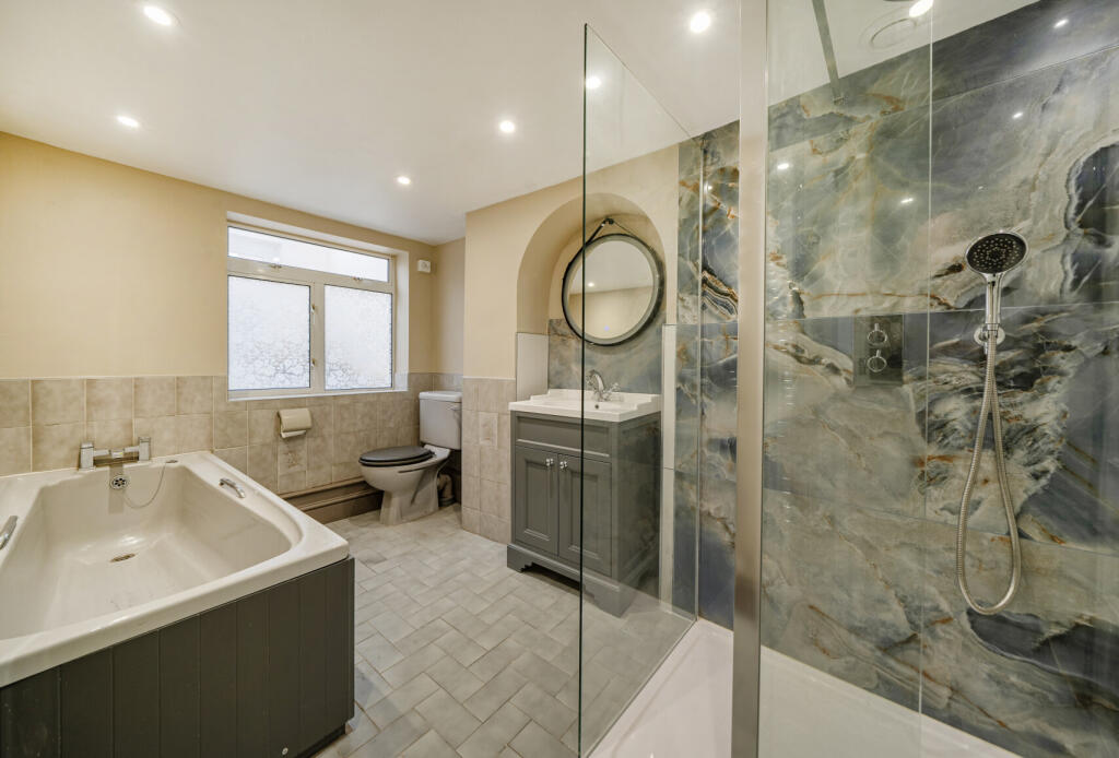 Main image of property: Mercer Street, Tunbridge Wells, Kent, TN1