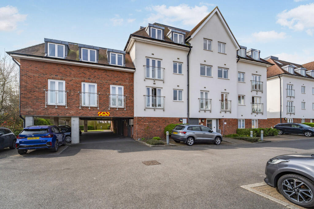 Main image of property: Pembroke Road, Ruislip, HA4