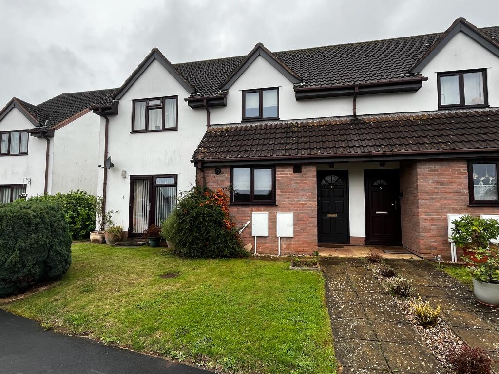 2-bed terraced on Orkney Mews, Tiverton, £140,000