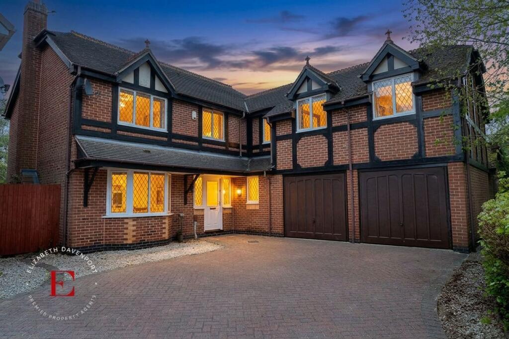 Main image of property: Heath Green Way, Coventry, CV4